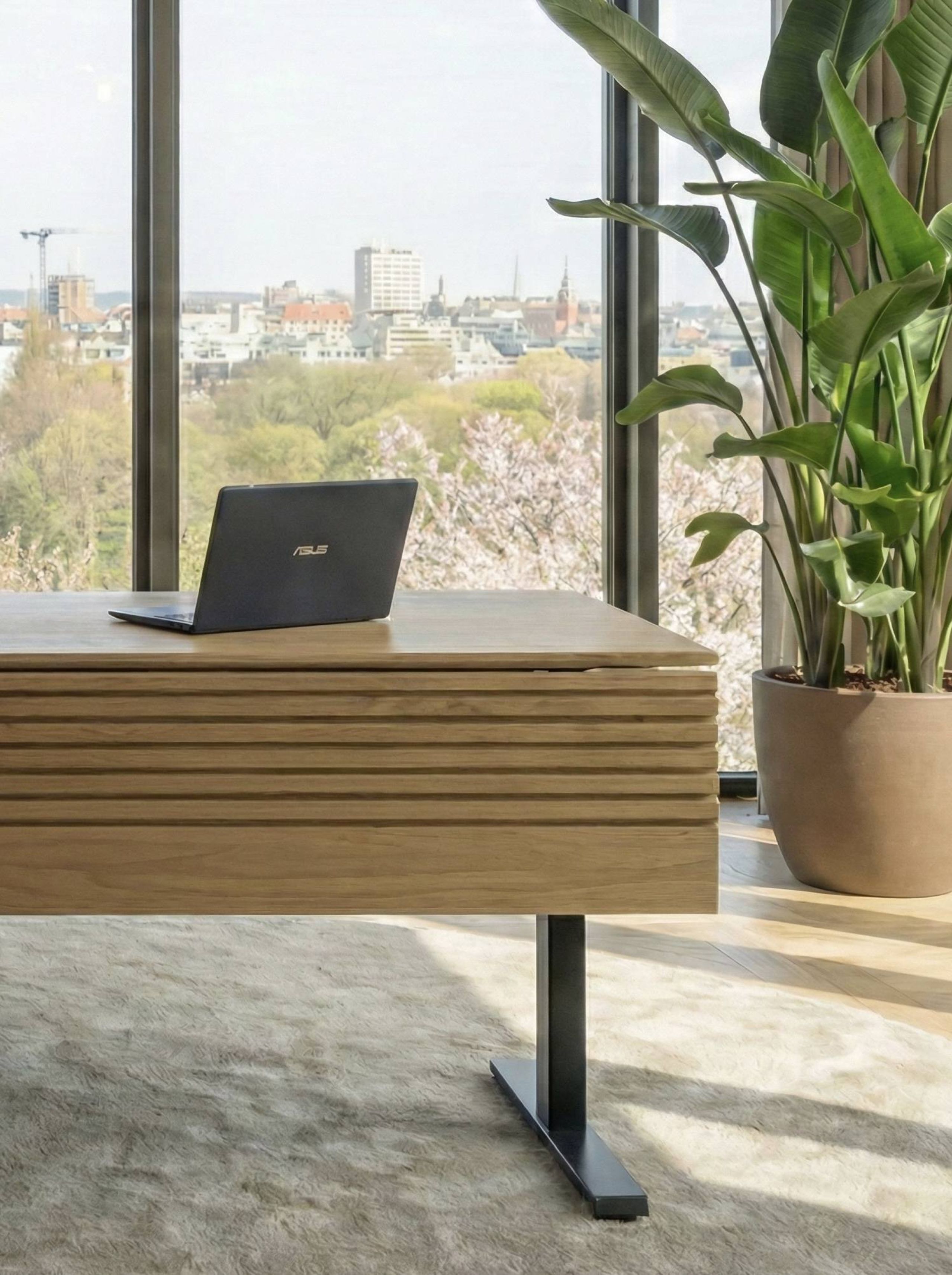 Design zit-sta bureau massief eiken