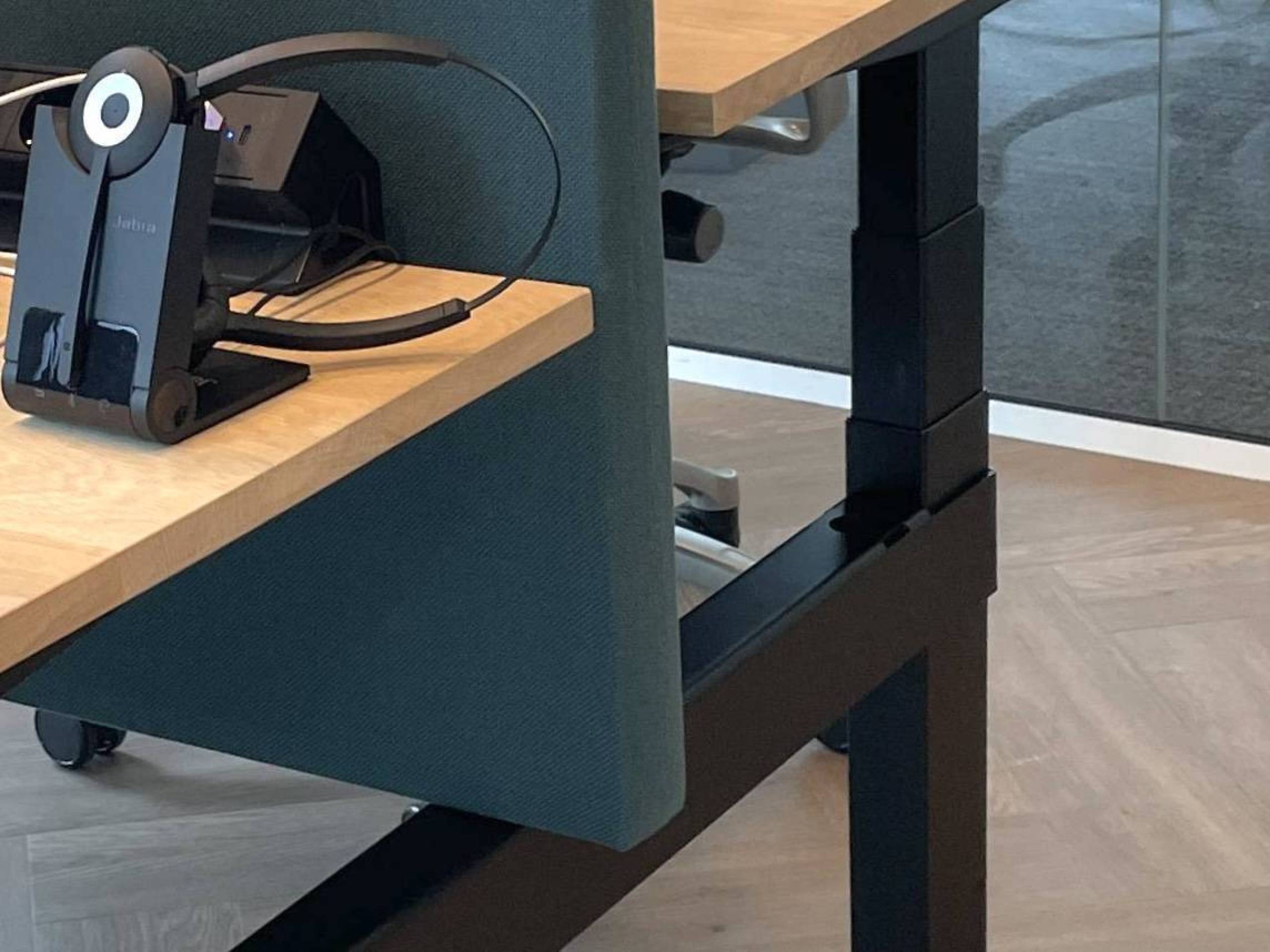 Duo-bench project Zuid-as Amsterdam Duo bench zit sta bureau eiken Professional Slim