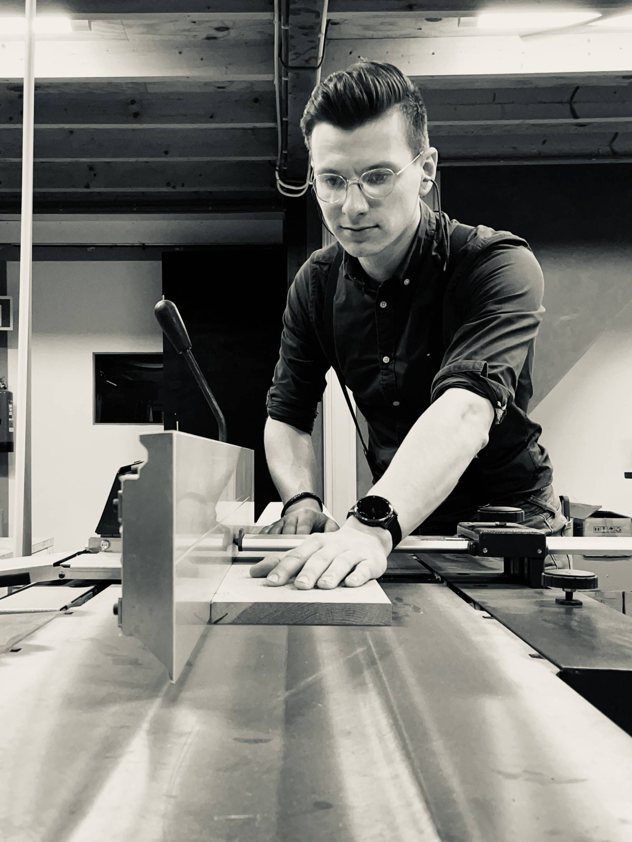 Schaven massief houten bureau - Erperium