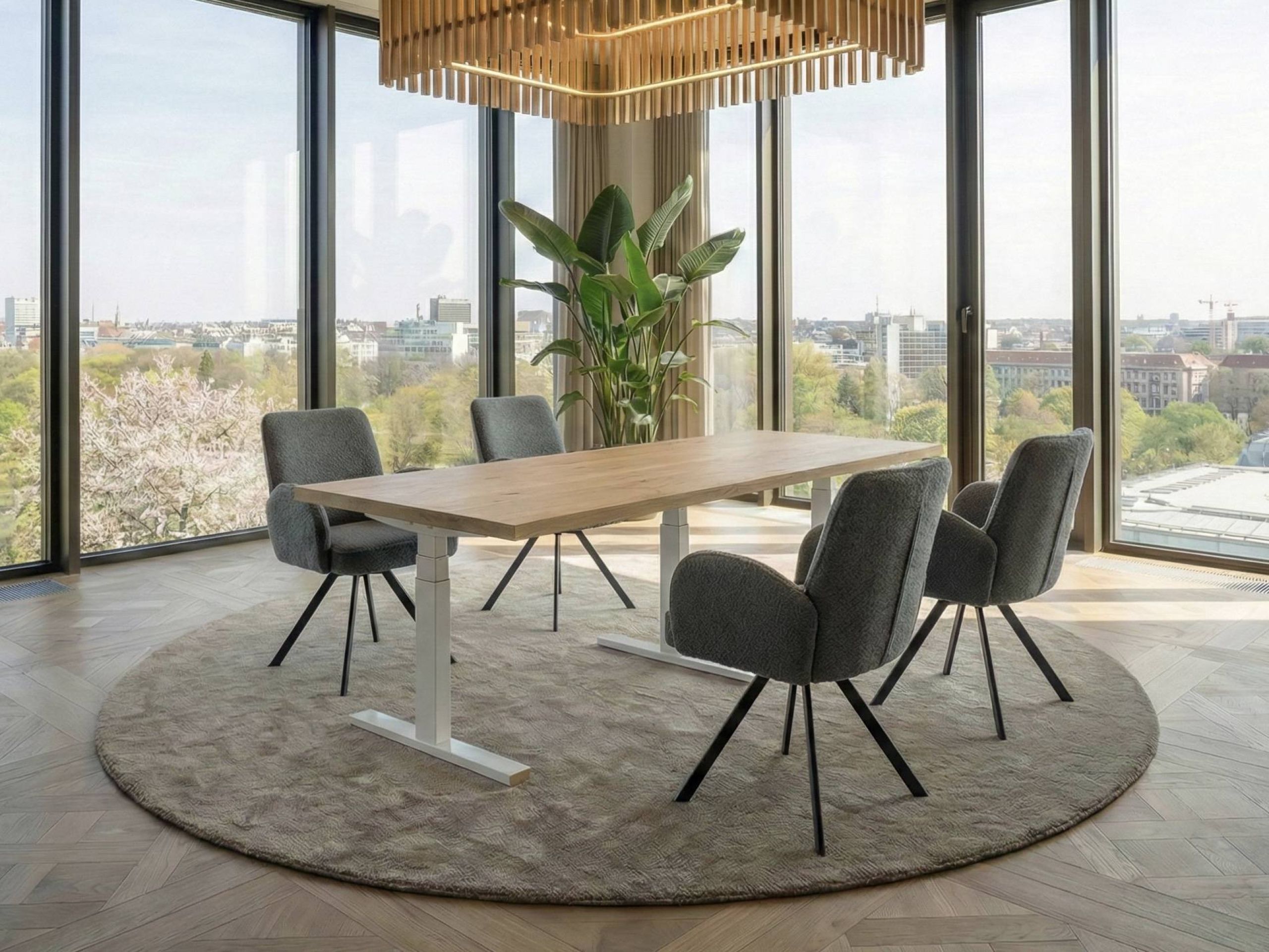 Luxe design vergadertafel eiken en bureaustoelen