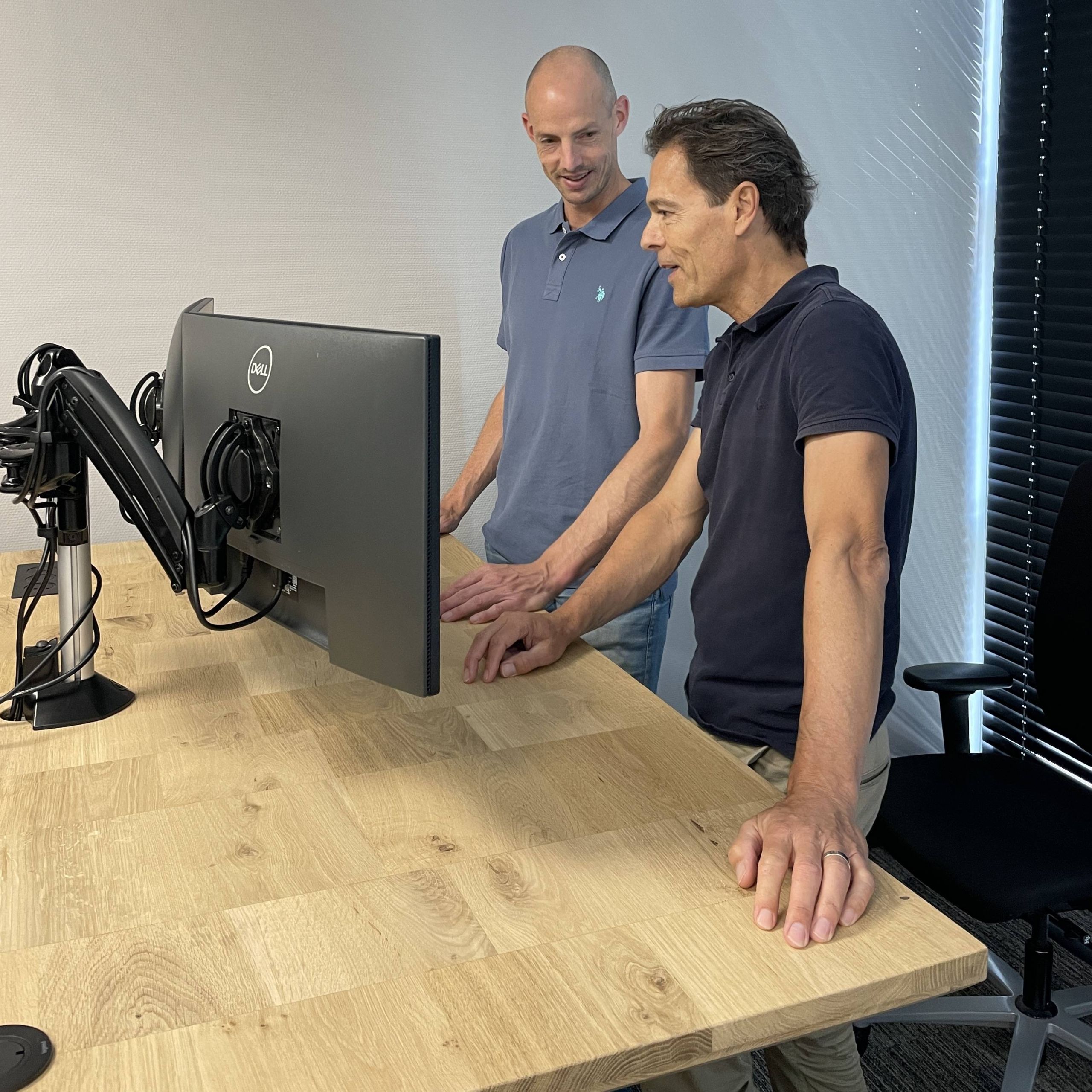 Circulair bureaublad Edge verdikte rand